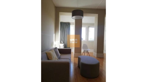 Apartamento para Venda em Cedofeita, Santo Ildefonso, Sé, Miragaia, São Nicolau e Vitória