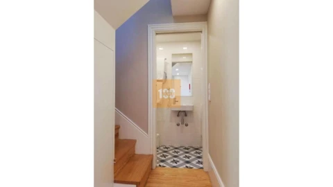 Apartamento para Venda em Cedofeita, Santo Ildefonso, Sé, Miragaia, São Nicolau e Vitória