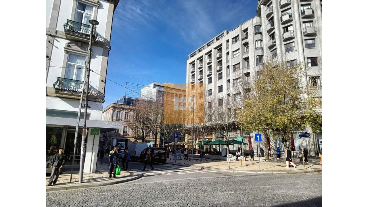 Apartamento para Venda em Cedofeita, Santo Ildefonso, Sé, Miragaia, São Nicolau e Vitória Foto 22