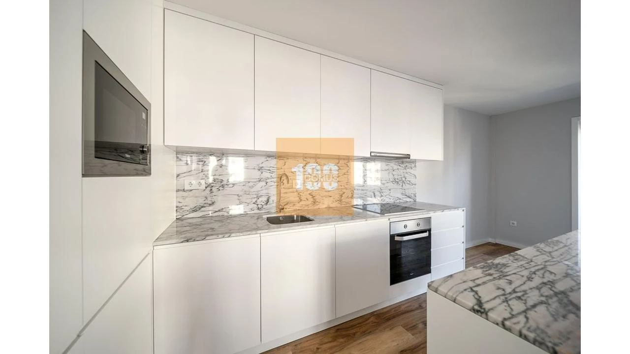 Apartamento T3 para Arrendamento em Cedofeita, Santo Ildefonso, Sé, Miragaia, São Nicolau e Vitória Foto 10