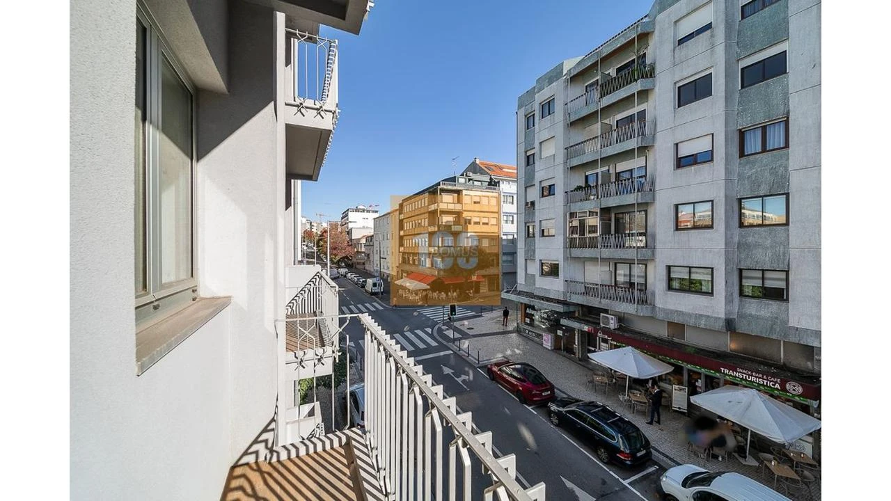 Apartamento T3 para Arrendamento em Cedofeita, Santo Ildefonso, Sé, Miragaia, São Nicolau e Vitória Foto 11