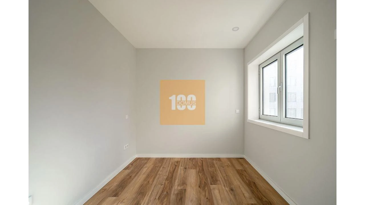 Apartamento T3 para Arrendamento em Cedofeita, Santo Ildefonso, Sé, Miragaia, São Nicolau e Vitória Foto 17