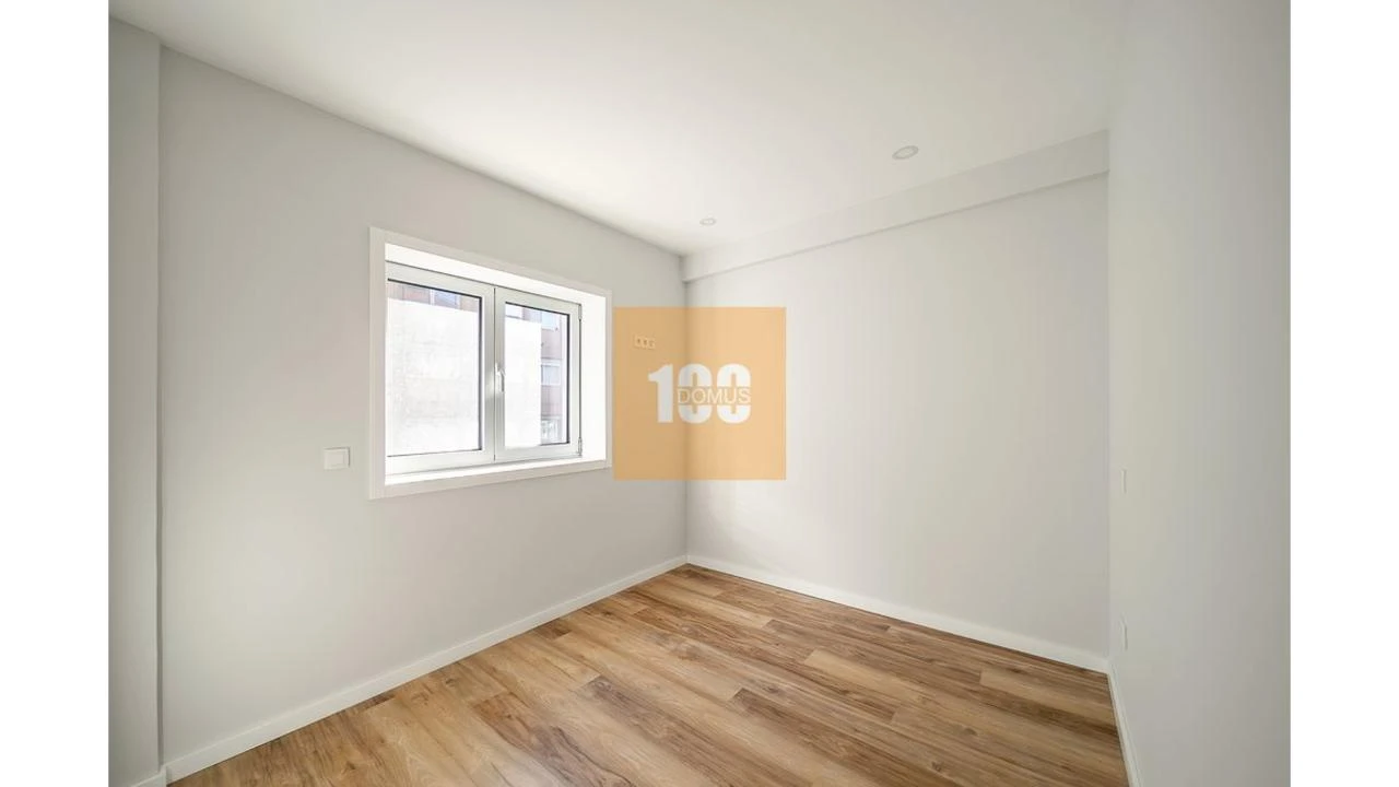 Apartamento T3 para Arrendamento em Cedofeita, Santo Ildefonso, Sé, Miragaia, São Nicolau e Vitória Foto 19