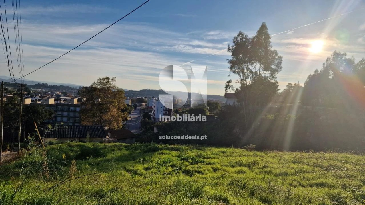 Terreno para Venda em Baltar Foto 18