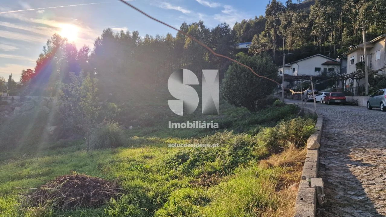 Terreno para Venda em Baltar Foto 21