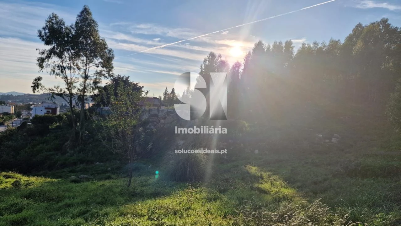 Terreno para Venda em Baltar Foto 26