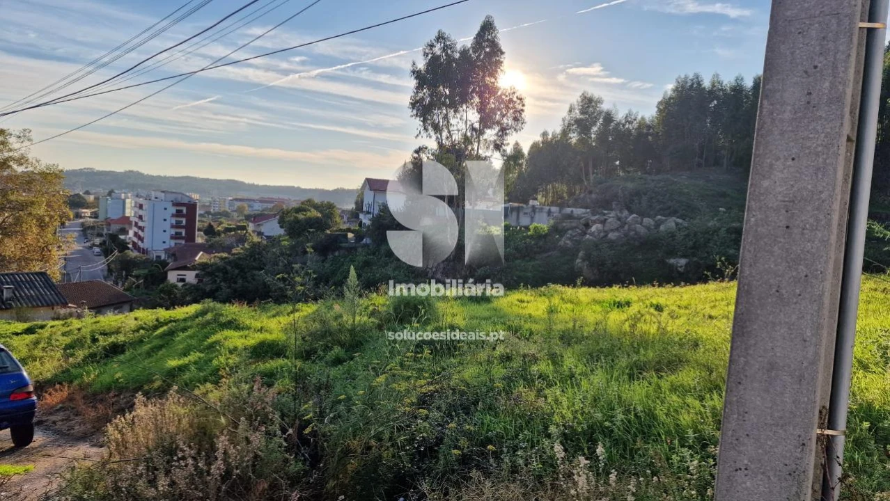Terreno para Venda em Baltar Foto 10