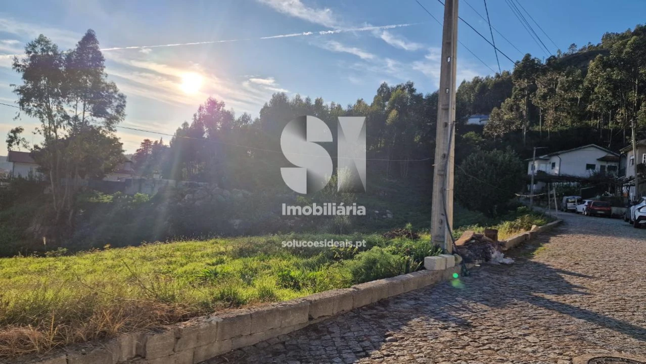 Terreno para Venda em Baltar Foto 17