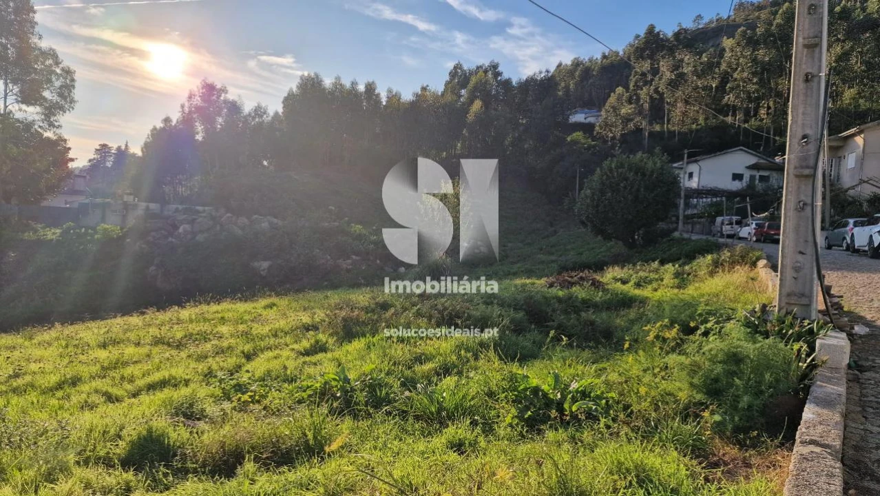 Terreno para Venda em Baltar Foto 19
