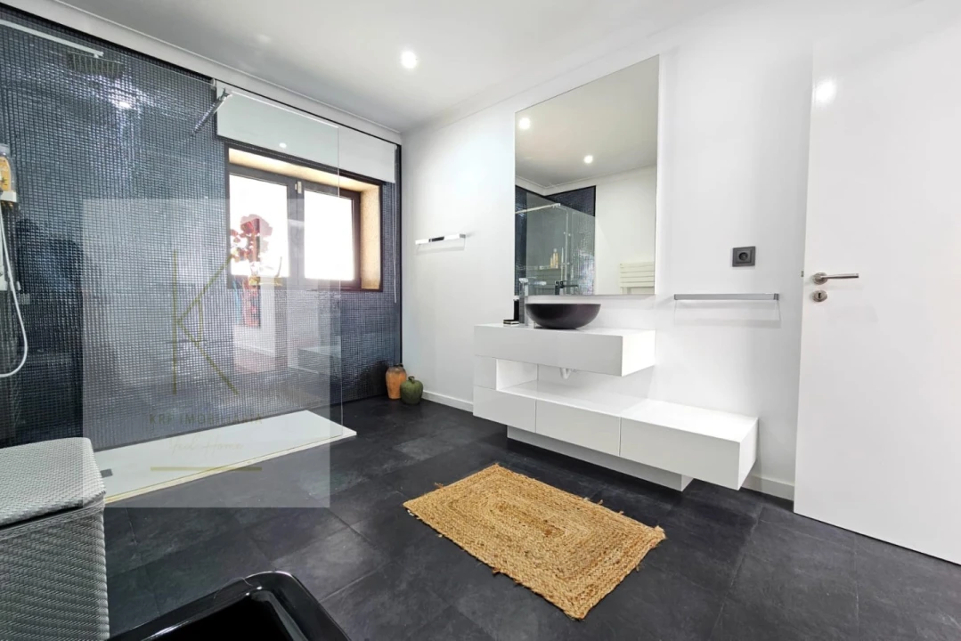 Moradia T4 para Venda em Lustosa e Barrosas (Santo Estêvão) Foto 21