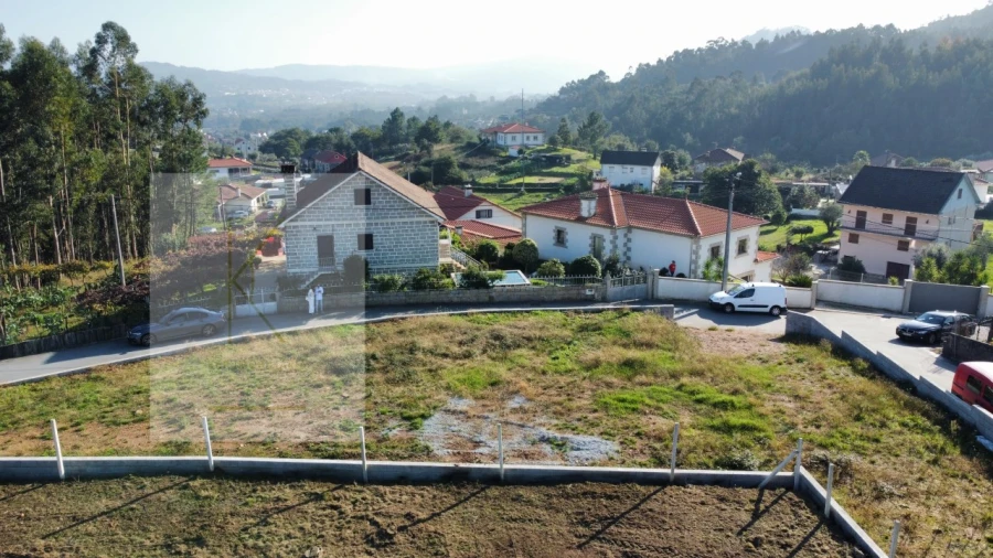 Moradia para Venda em Arcozelo Foto 13