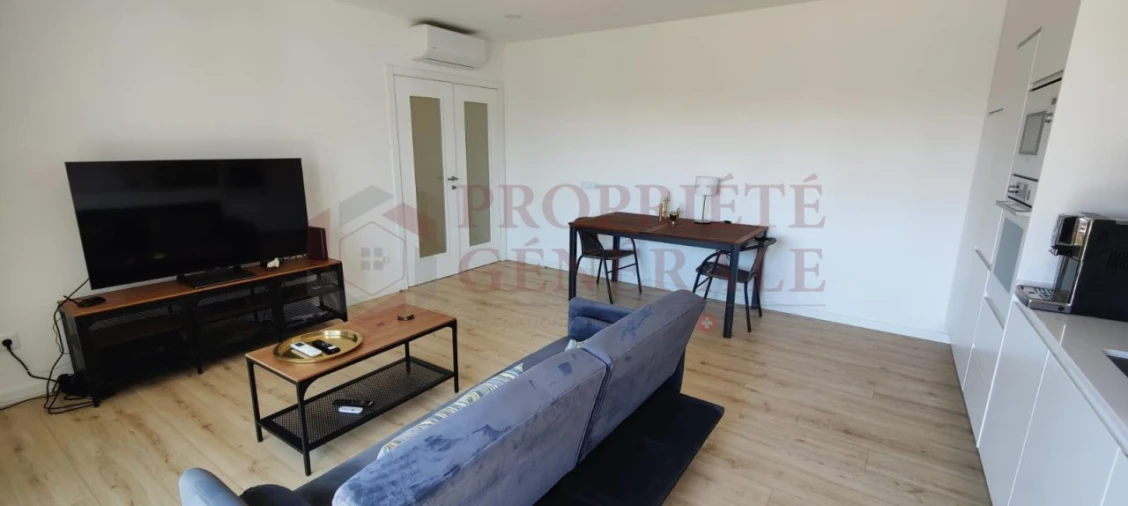 Apartamento T2 para Venda em Ferreiras Foto 3