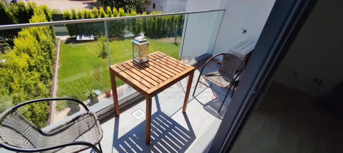 Apartamento T2 para Venda em Ferreiras Foto 4