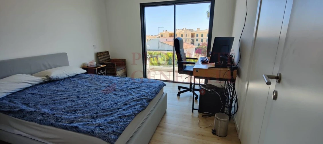 Apartamento T2 para Venda em Ferreiras Foto 12