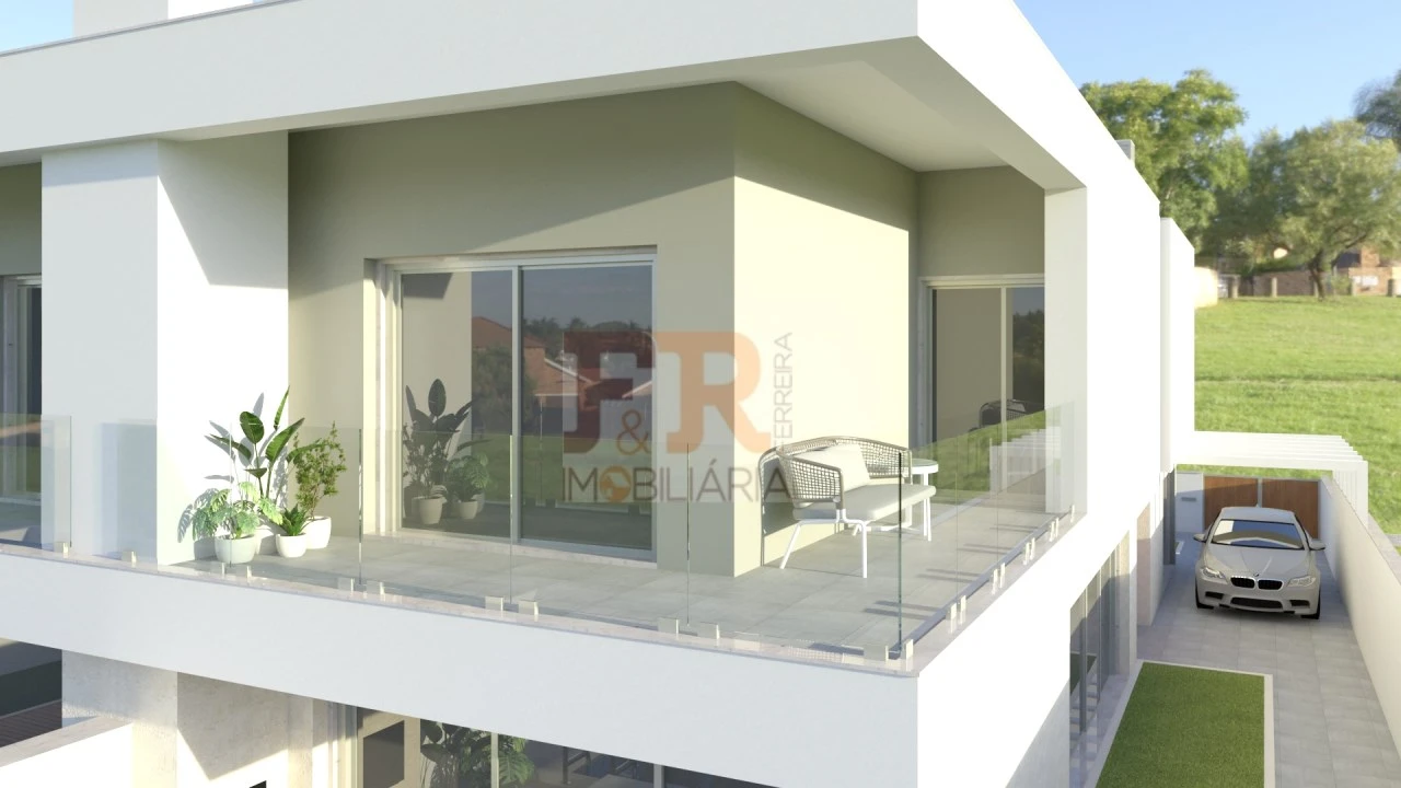 Moradia T4 para Venda em Fernao Ferro Foto 27