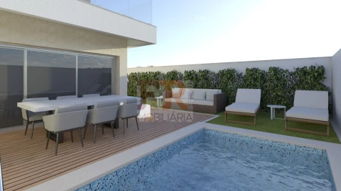 Moradia T4 para Venda em Fernao Ferro