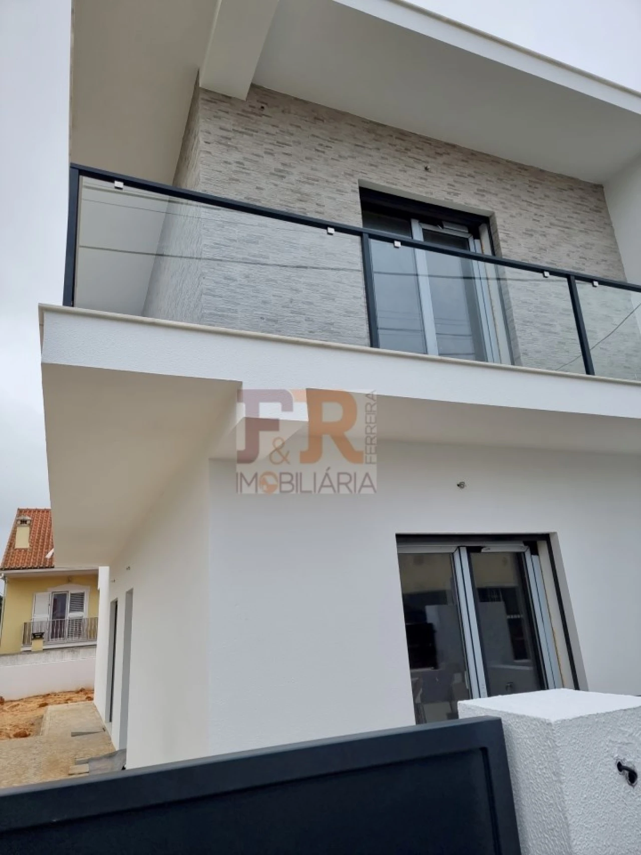 Moradia T3 para Venda em Fernao Ferro Foto 9