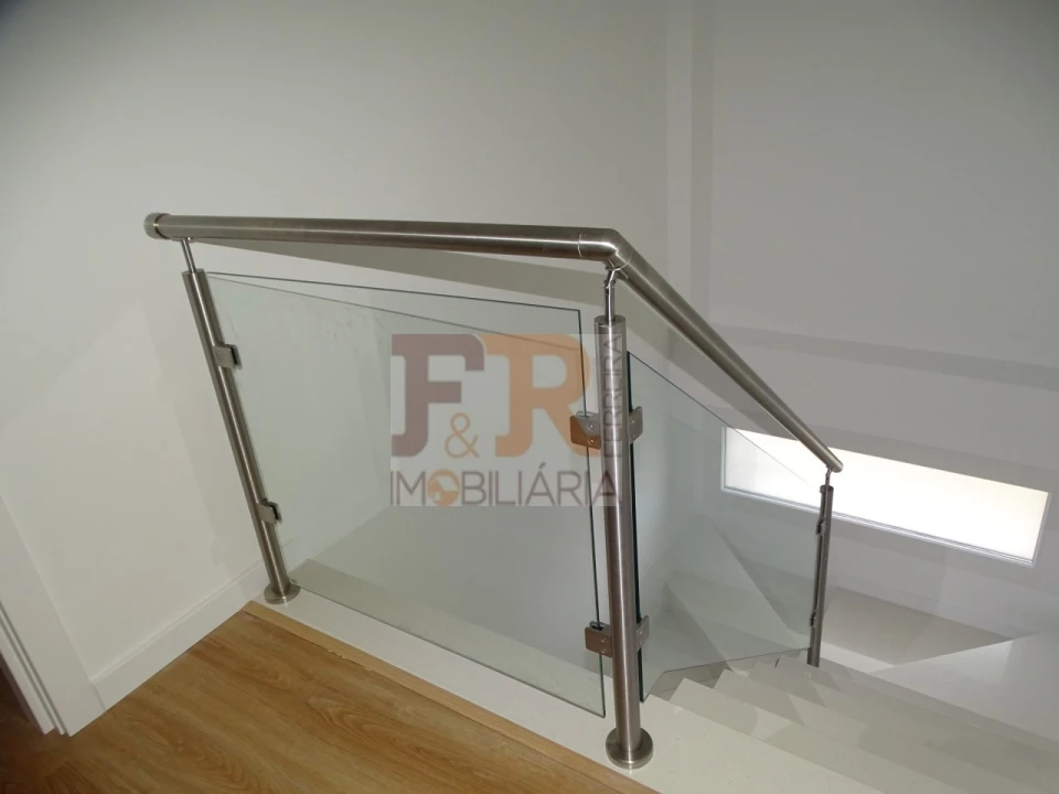 Moradia T3 para Venda em Fernao Ferro Foto 47