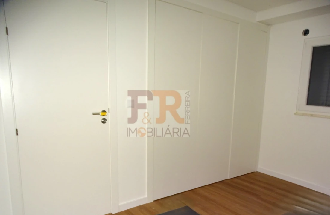 Moradia T3 para Venda em Fernao Ferro Foto 51