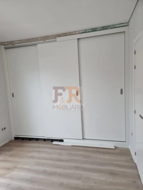 Moradia T3 para Venda em Fernao Ferro