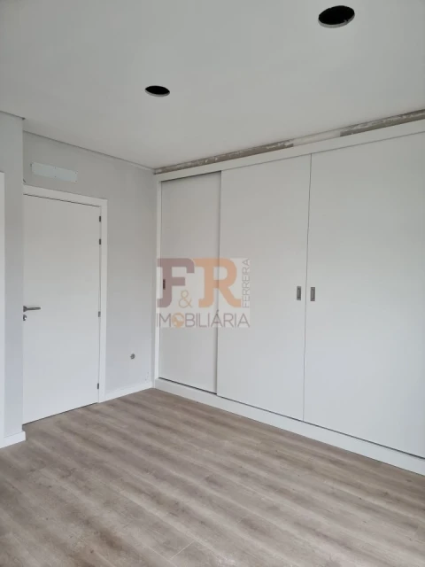 Moradia T3 para Venda em Fernao Ferro