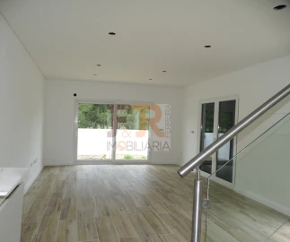Moradia T3 para Venda em Fernao Ferro