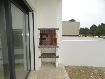 Moradia T3 para Venda em Fernao Ferro