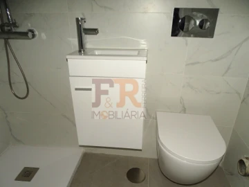 Moradia T3 para Venda em Fernao Ferro