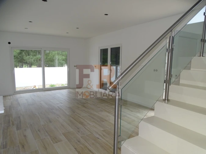 Moradia T3 para Venda em Fernao Ferro Foto 42