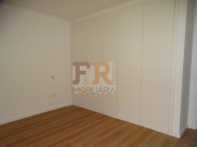 Moradia T3 para Venda em Fernao Ferro Foto 46