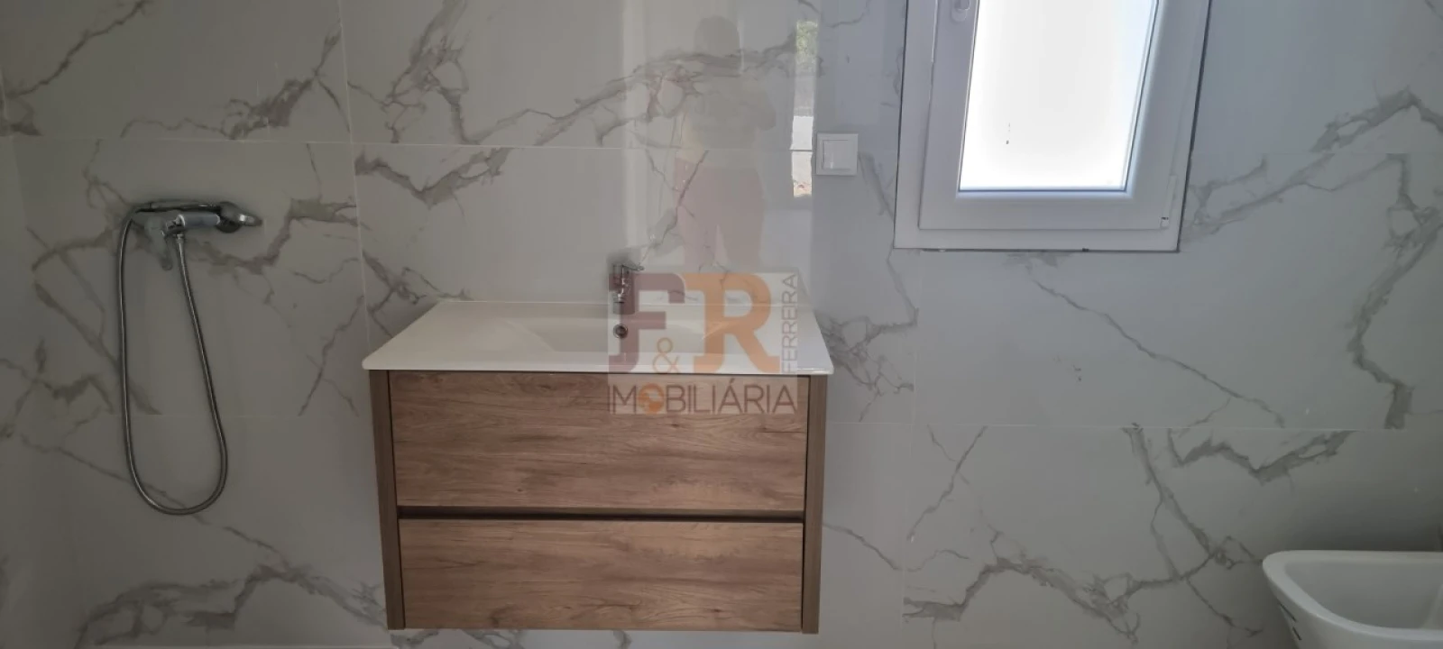 Moradia T4 para Venda em Fernao Ferro Foto 18