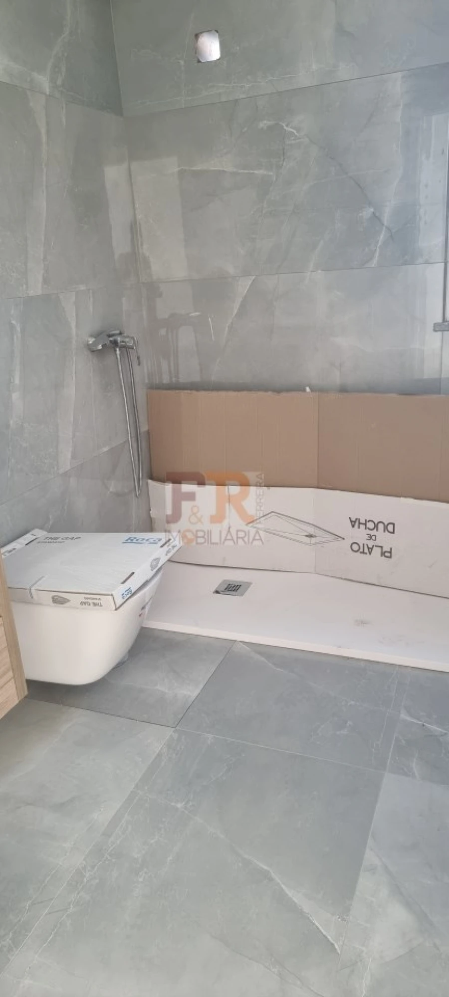 Moradia T4 para Venda em Fernao Ferro Foto 10