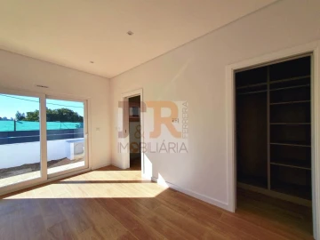 Moradia T3 para Venda em Fernao Ferro