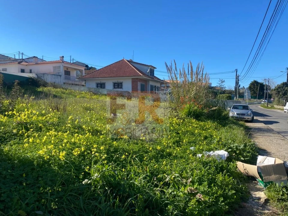 Terreno P/ Prédio para Venda em Sesimbra (Castelo) Foto 1