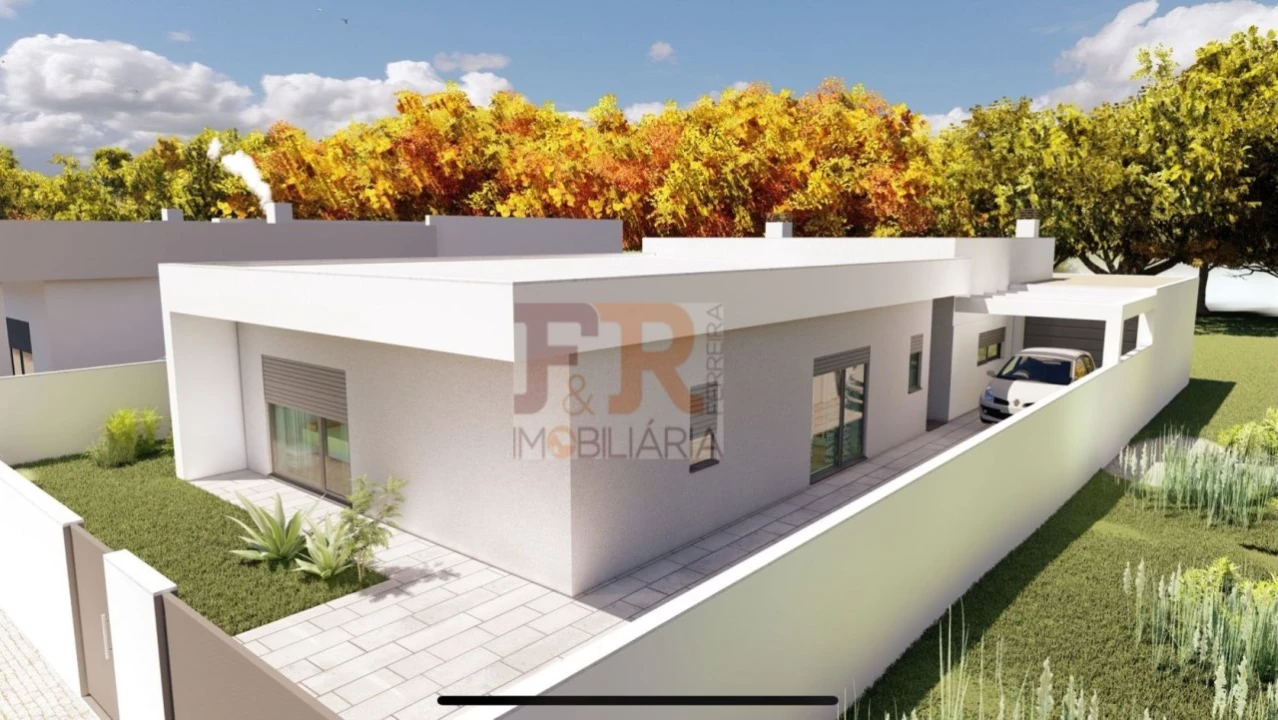 Moradia T4 para Venda em Fernao Ferro Foto 4