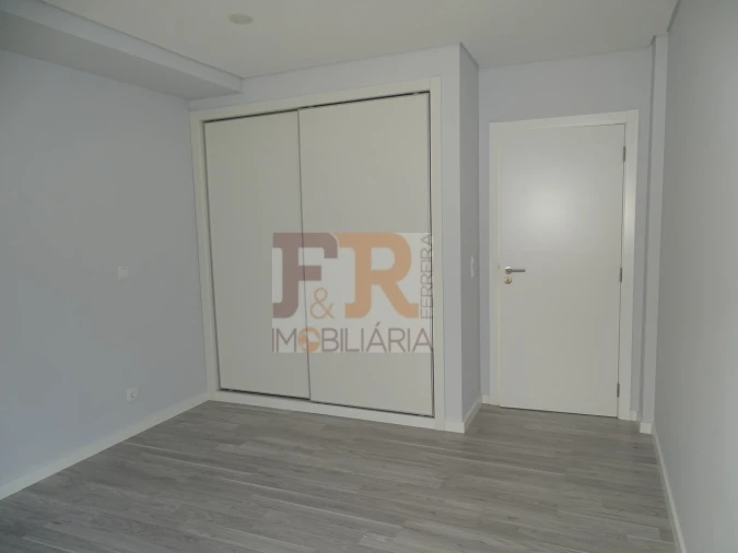 Moradia T4 para Venda em Fernao Ferro Foto 17