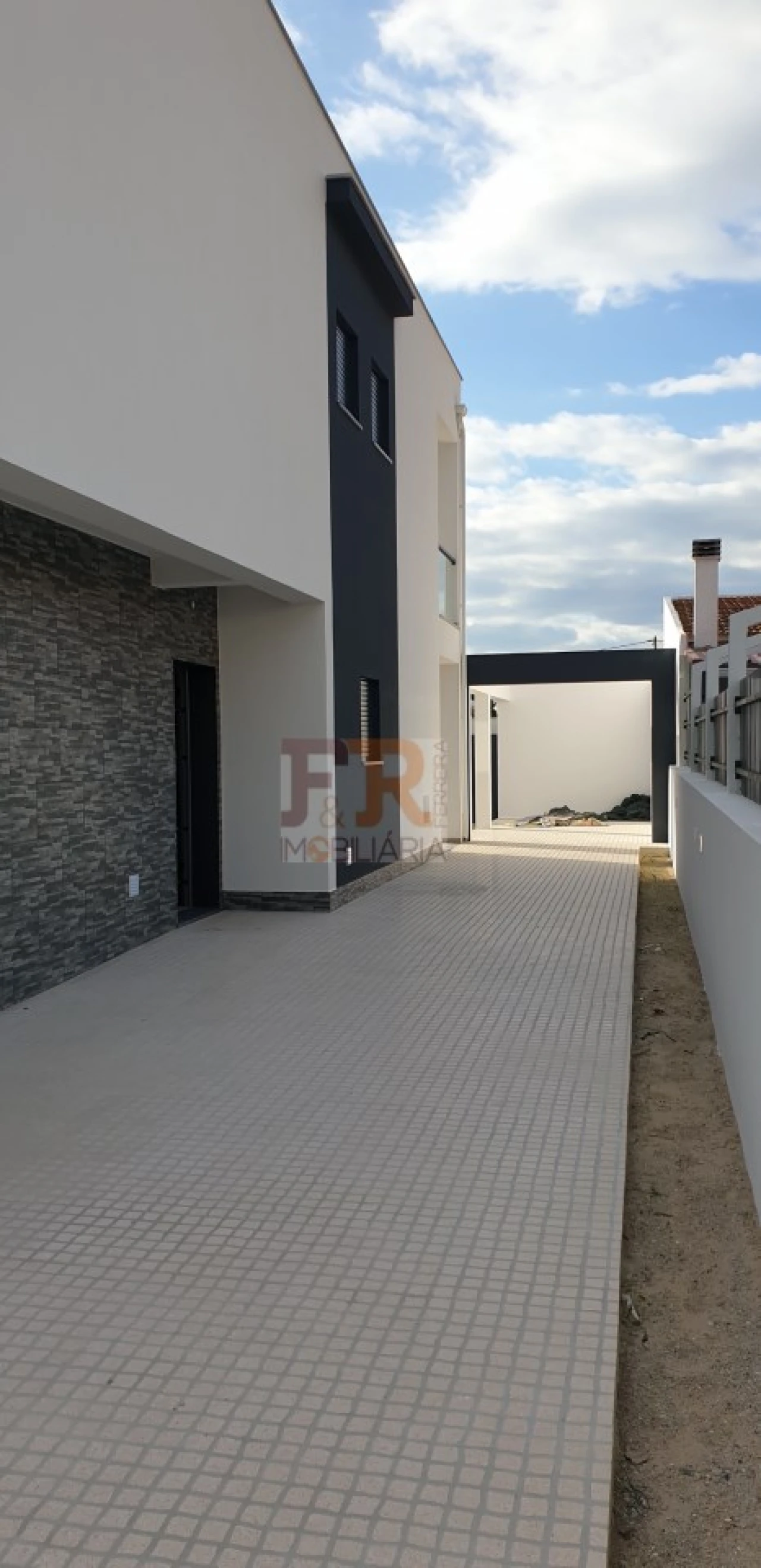 Moradia T3 para Venda em Fernao Ferro Foto 8