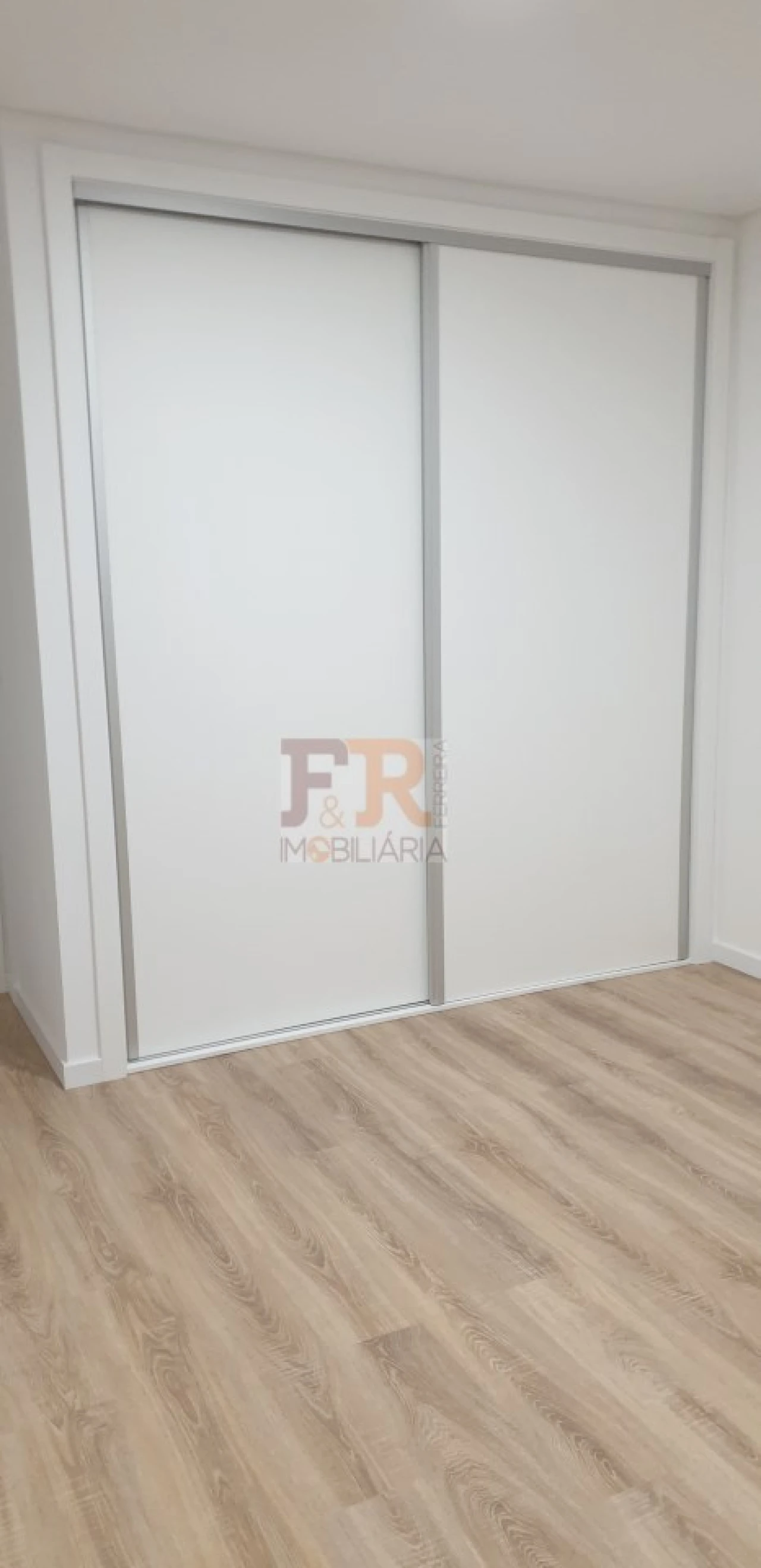 Moradia T3 para Venda em Fernao Ferro Foto 17