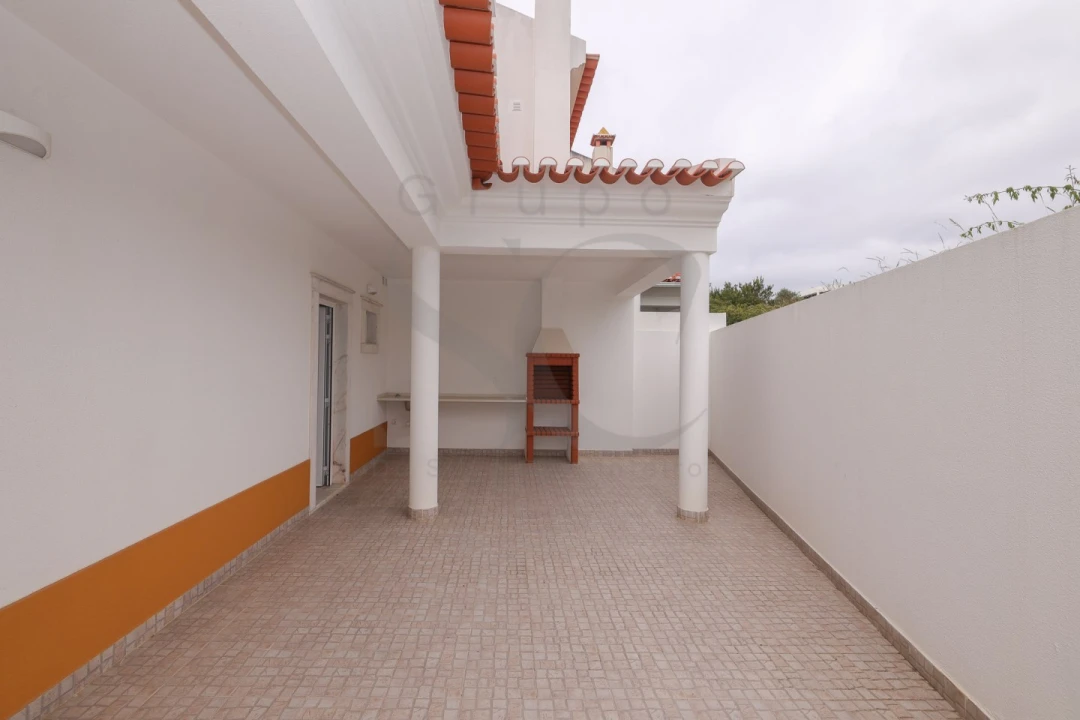 Moradia T4 para Venda em Ericeira Foto 17