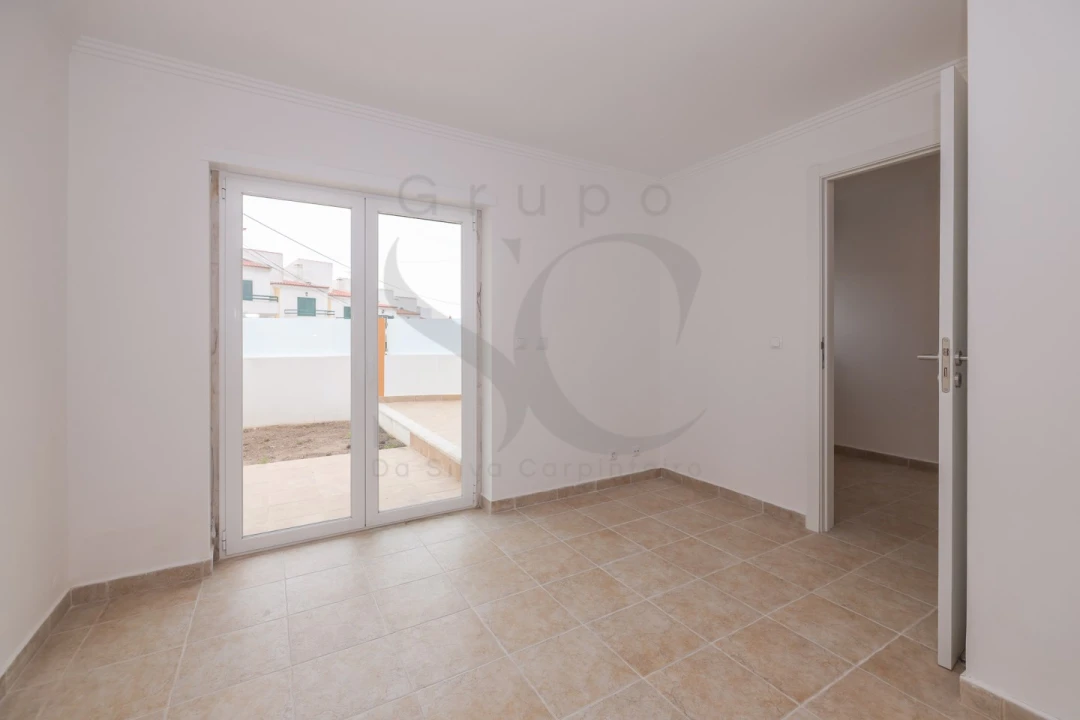 Moradia T4 para Venda em Ericeira Foto 13
