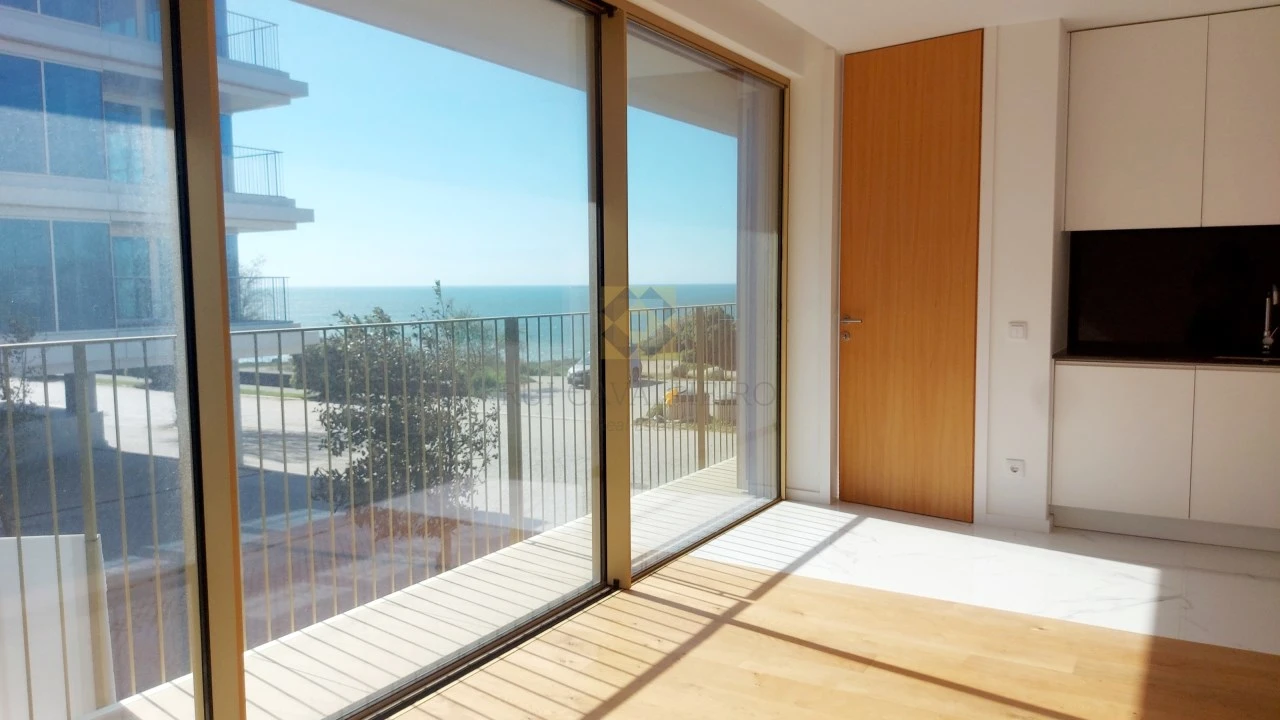 Apartamento T2 para Venda em Canidelo Foto 3