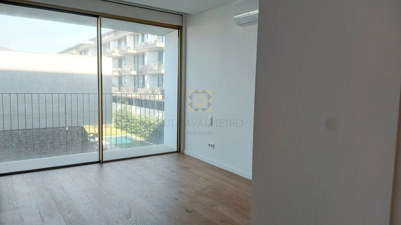 Apartamento T2 para Venda em Canidelo Foto 14