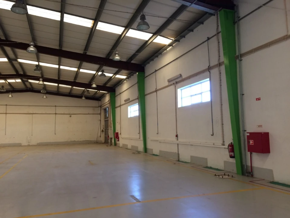 Armazém para Arrendamento em Mafra Foto 5