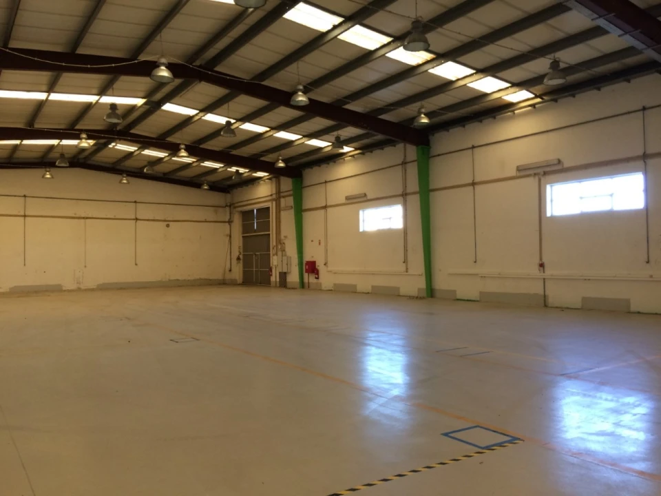 Armazém para Arrendamento em Mafra Foto 7