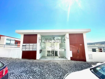 Apartamento T3 para Venda em Sesimbra (Santiago)