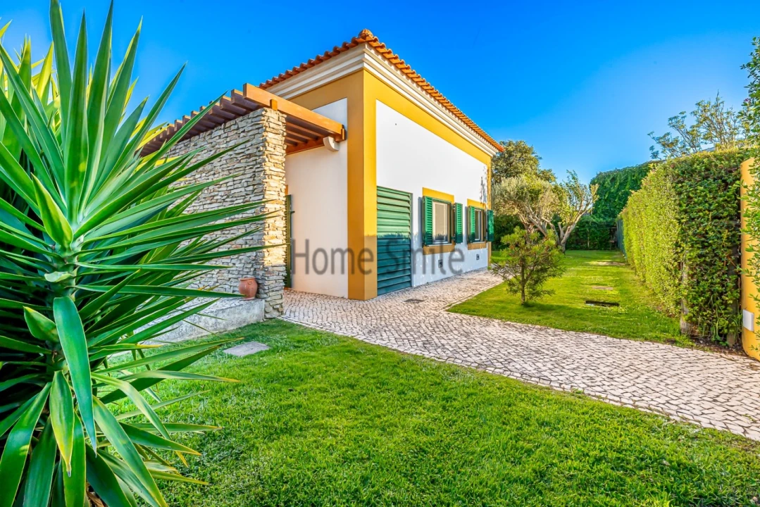 Moradia T5 para Venda em Santo Estêvão Foto 14