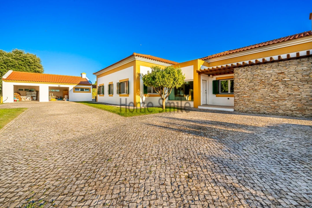 Moradia T5 para Venda em Santo Estêvão Foto 15