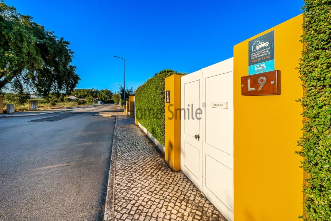 Moradia T5 para Venda em Santo Estêvão Foto 17