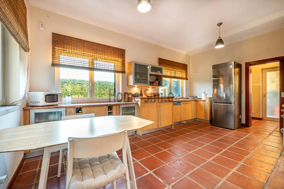 Moradia T5 para Venda em Santo Estêvão Foto 19