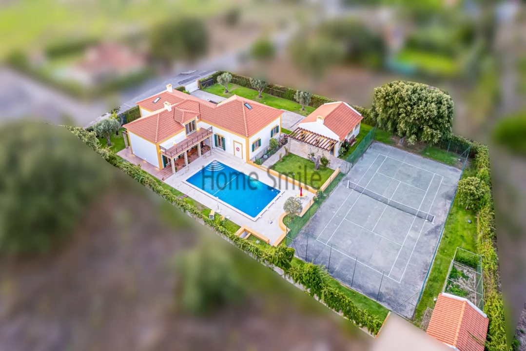 Moradia T5 para Venda em Santo Estêvão Foto 59